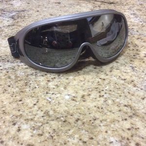 RADRIDE SNOWBOARD GOGGLES LIKE NEW ADJUSTABLE BAND